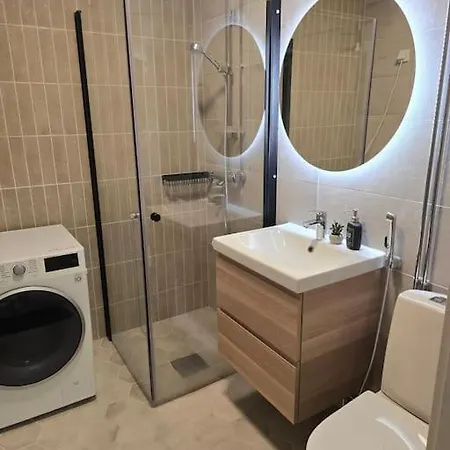 Vartiokatu Apartment